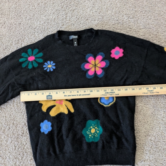 Aqua Black Sweater with Colorful Floral Accents - Picture 4 of 9